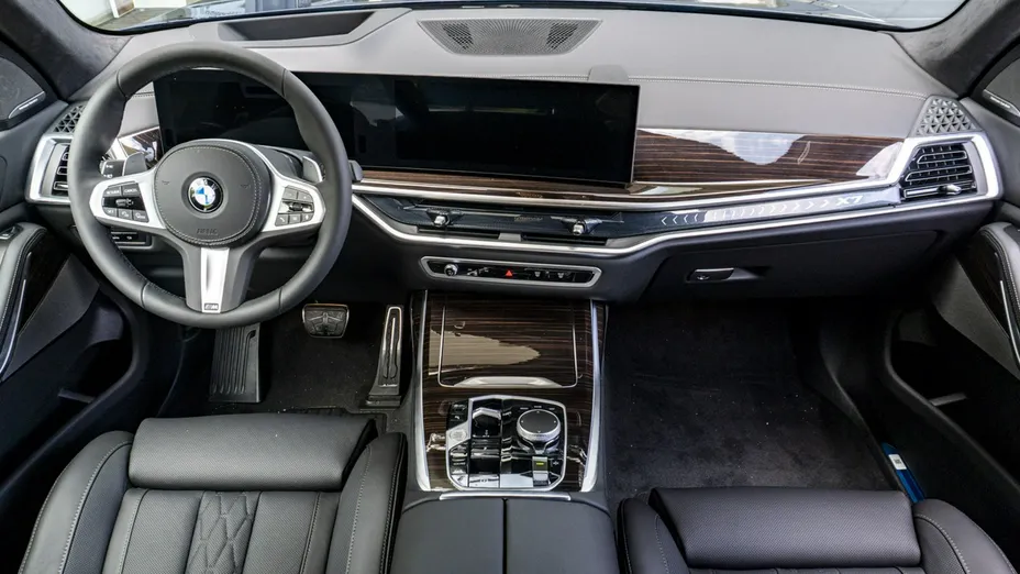 BMW X7 -