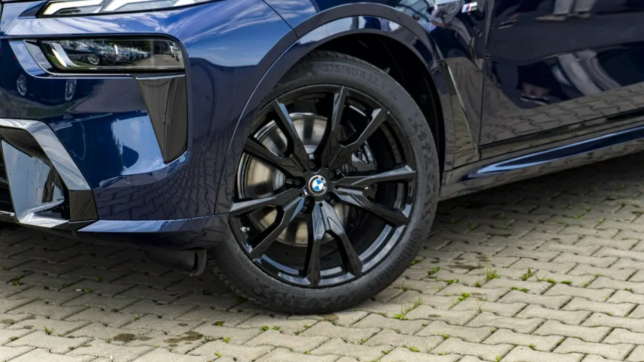 BMW X7 -