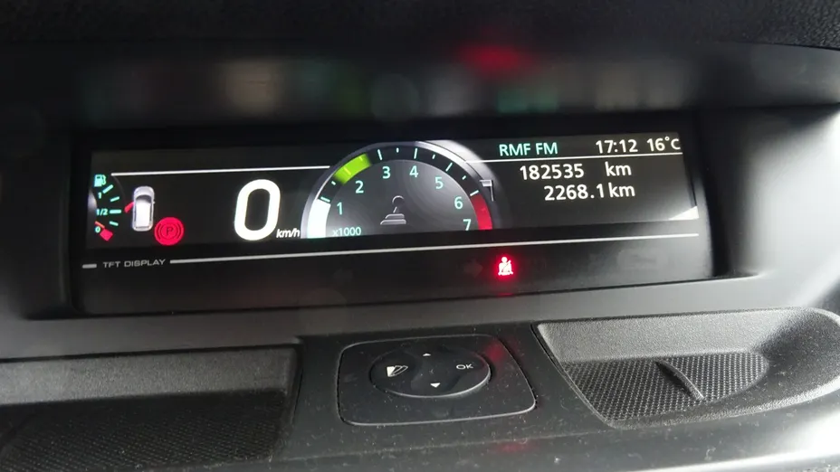 RENAULT Scenic -