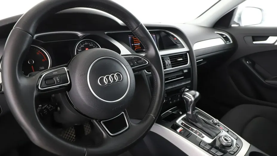 AUDI A4 -