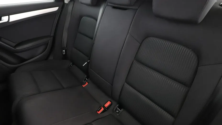 AUDI A4 -