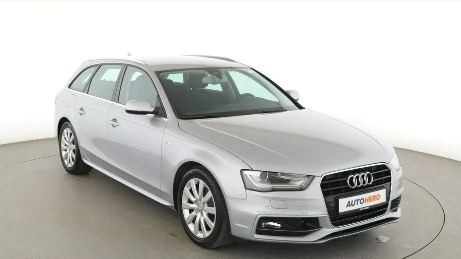 AUDI A4 -