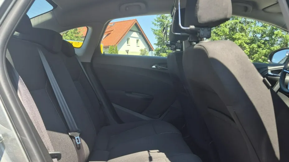 OPEL Astra -