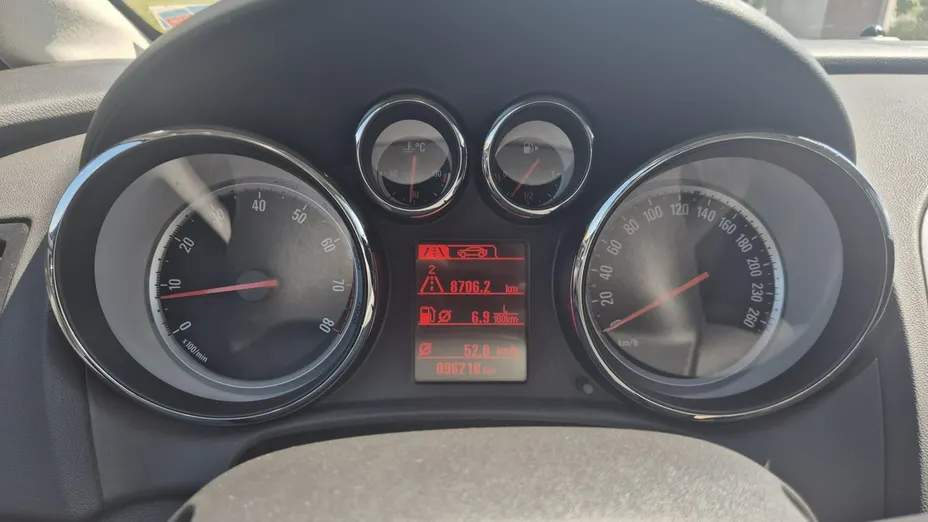 OPEL Astra -