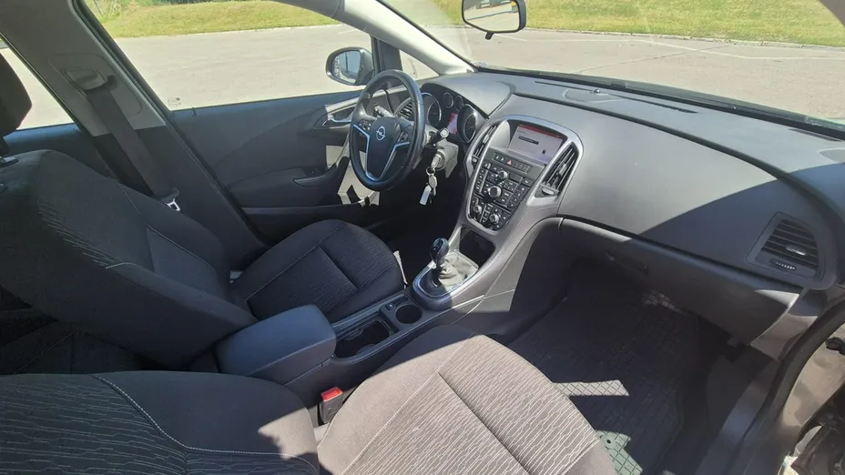 OPEL Astra -