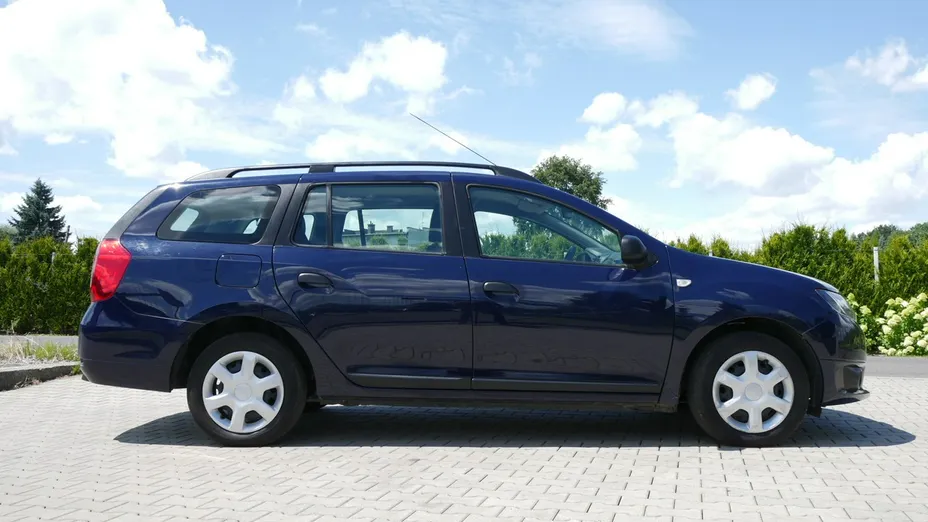 DACIA Logan -
