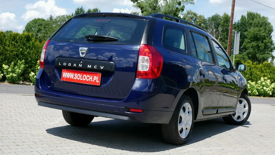 DACIA Logan -