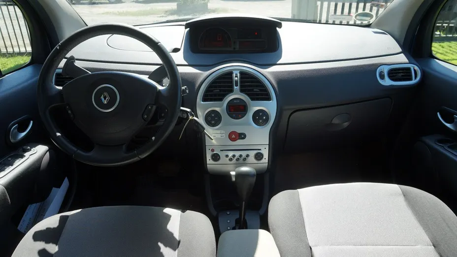 RENAULT Modus -