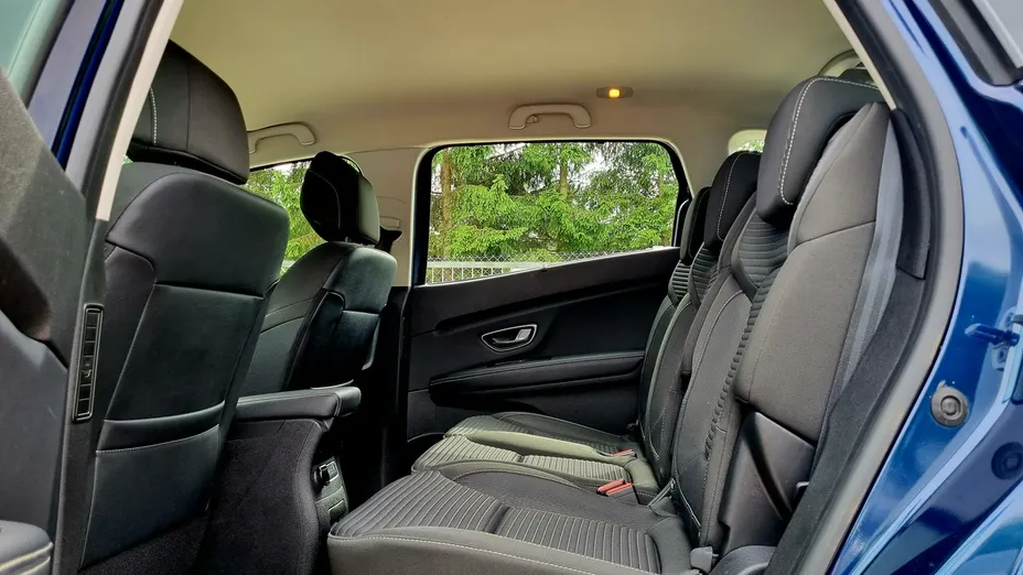 RENAULT Grand Scenic -