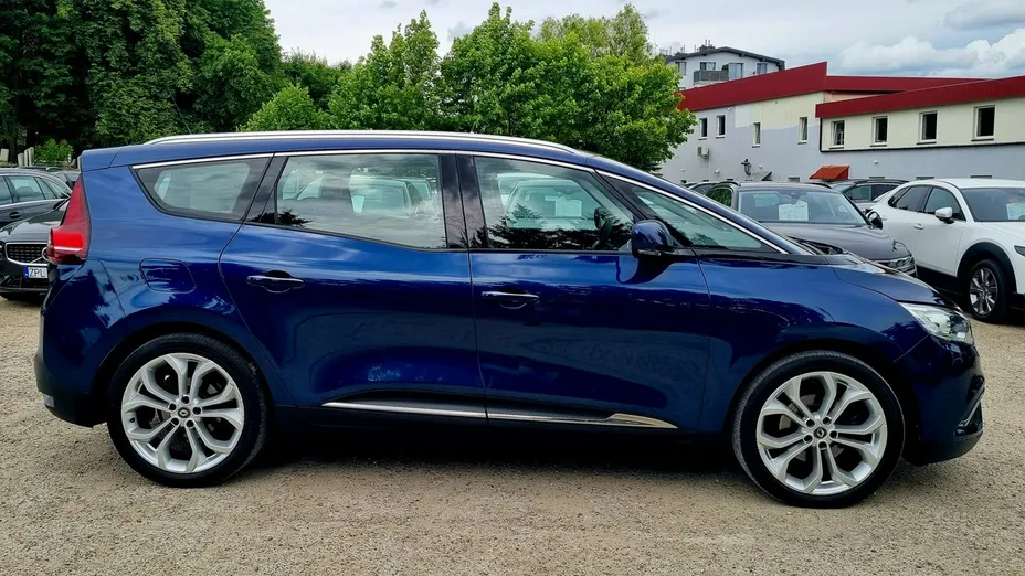 RENAULT Grand Scenic -