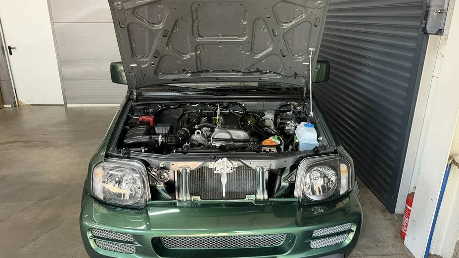 SUZUKI Jimny -