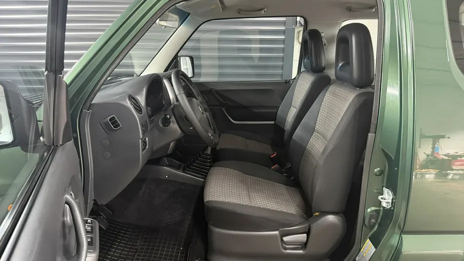 SUZUKI Jimny -