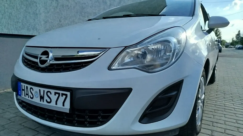 OPEL Corsa -