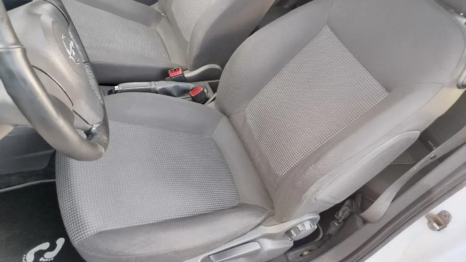 OPEL Corsa -