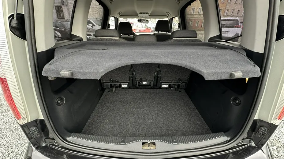 SKODA Roomster -