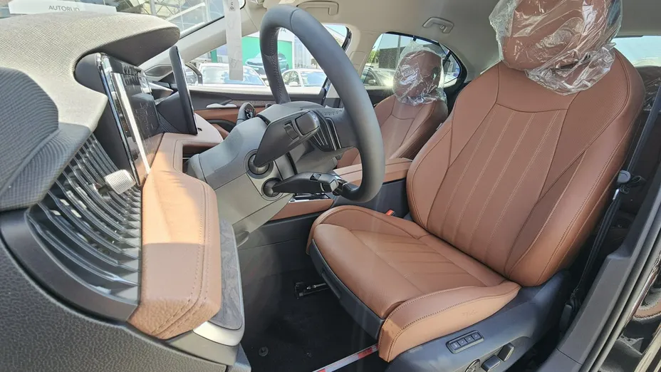SKODA Superb -