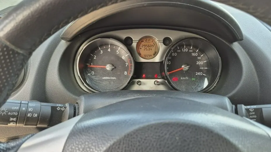 NISSAN Qashqai -