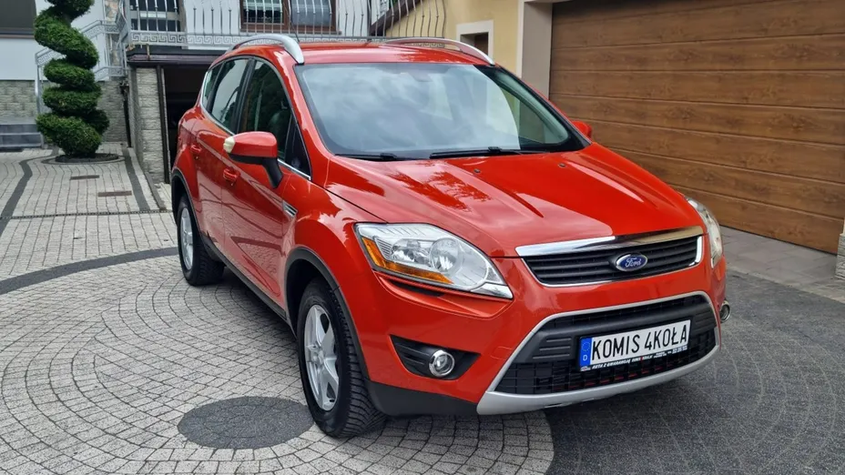 FORD Kuga -