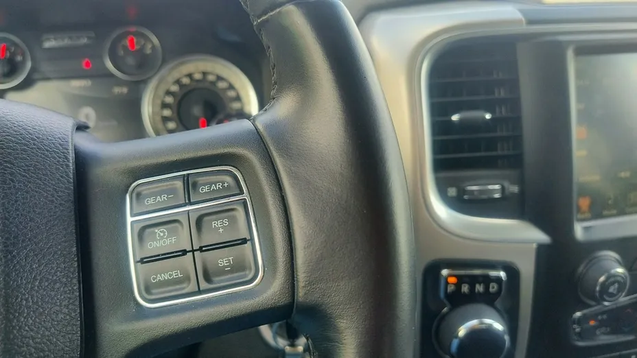 DODGE RAM -