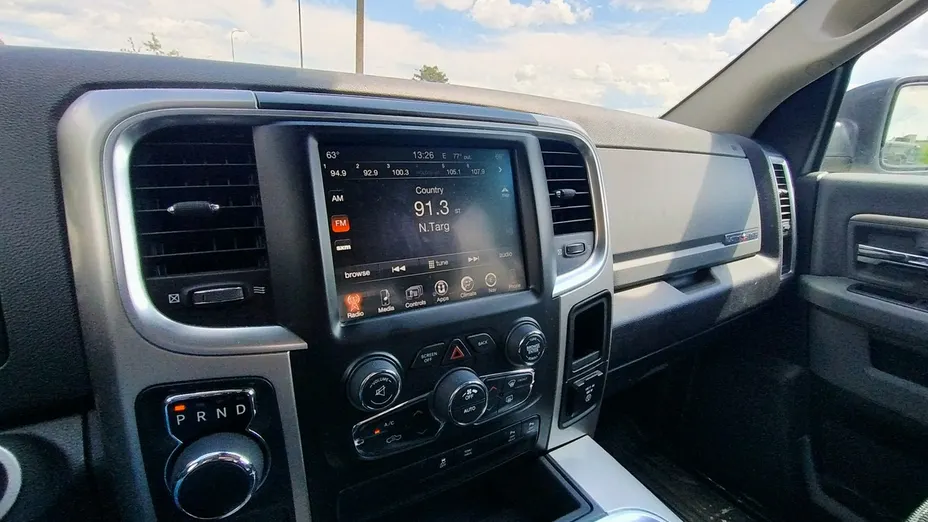 DODGE RAM -