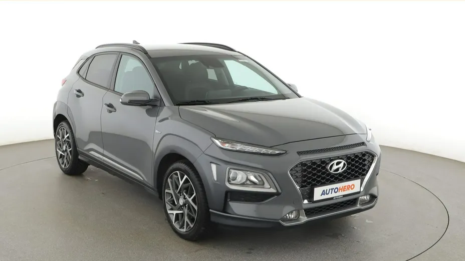 HYUNDAI Kona -