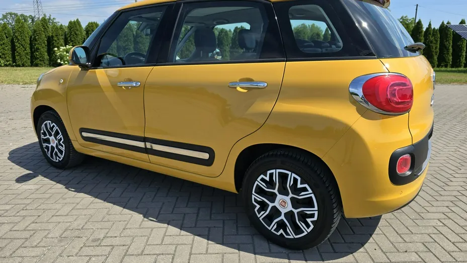 FIAT 500L -