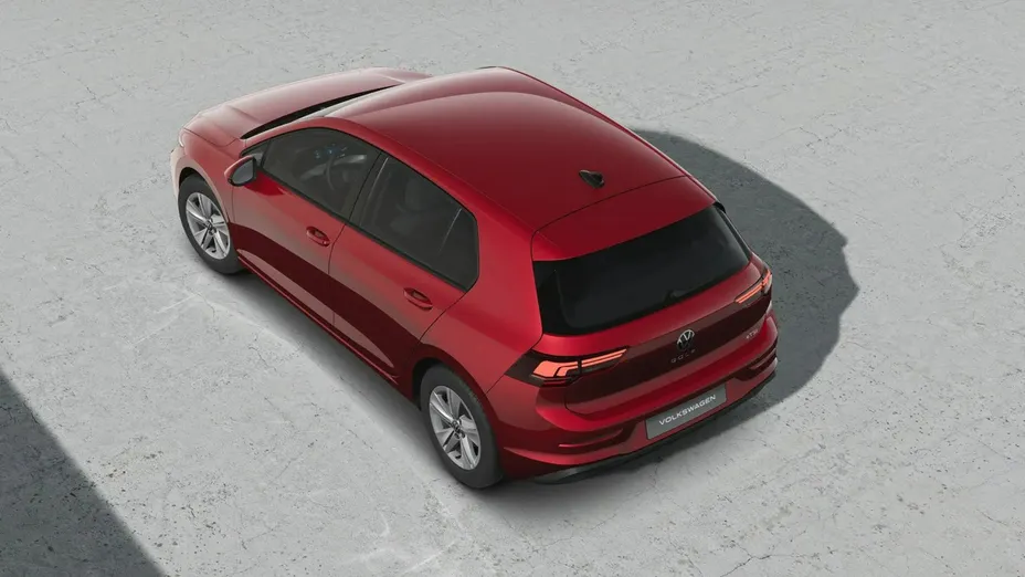 VOLKSWAGEN Golf -