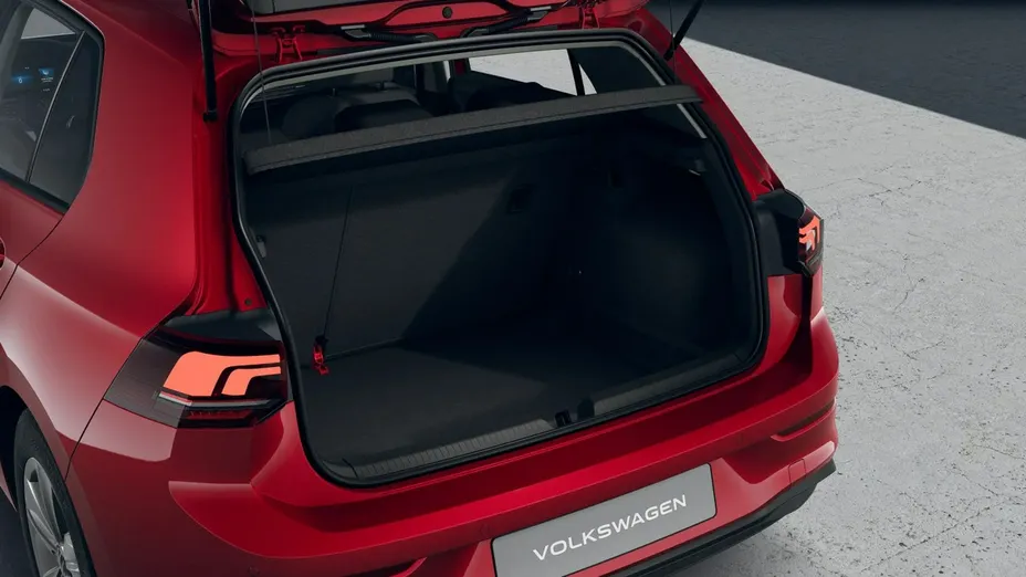 VOLKSWAGEN Golf -