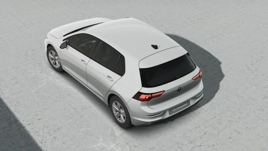 VOLKSWAGEN Golf -