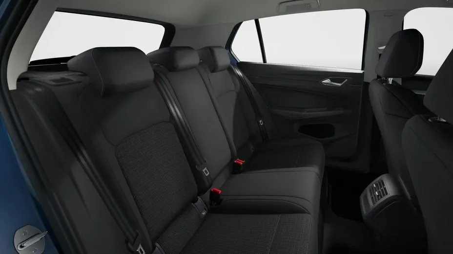 VOLKSWAGEN Golf -
