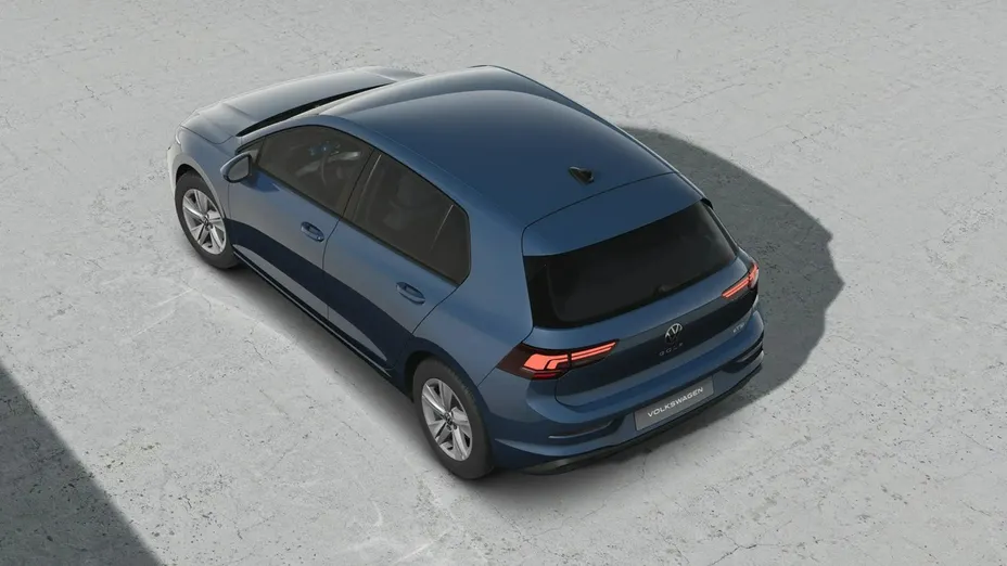VOLKSWAGEN Golf -