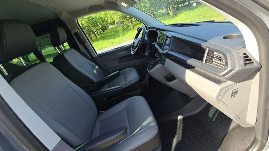 VOLKSWAGEN Transporter -