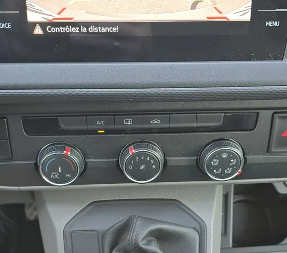 VOLKSWAGEN Transporter -
