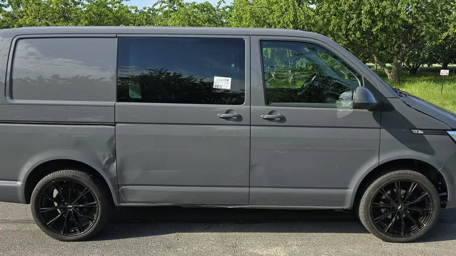 VOLKSWAGEN Transporter -