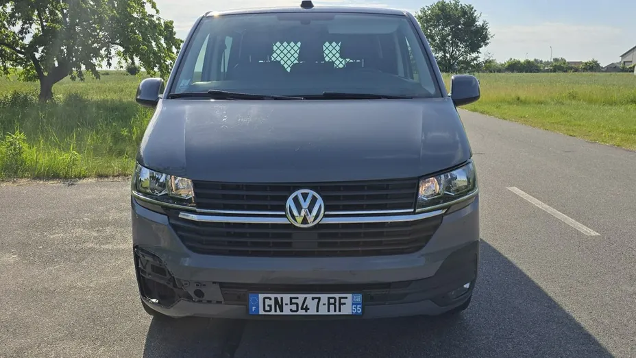 VOLKSWAGEN Transporter -