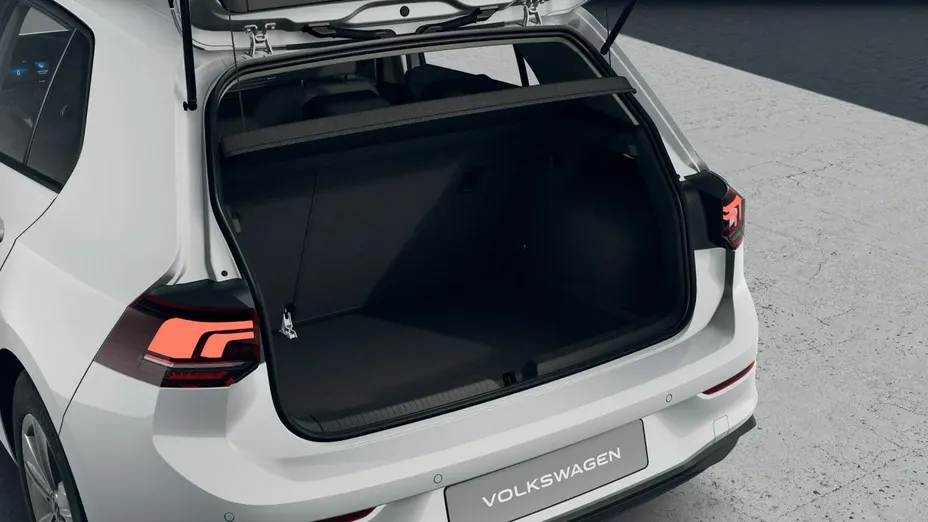 VOLKSWAGEN Golf -