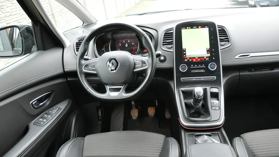 RENAULT Grand Scenic -