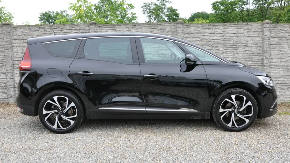 RENAULT Grand Scenic -