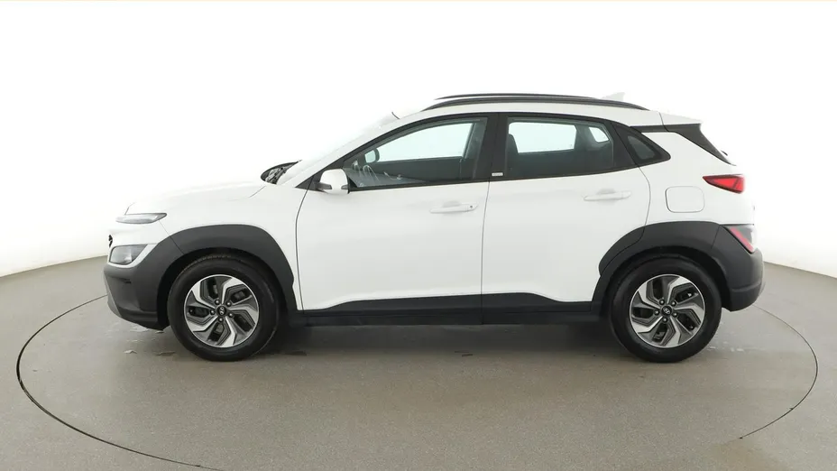 HYUNDAI Kona -