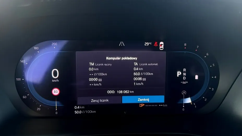 VOLVO XC40 -