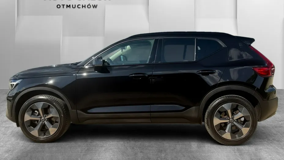 VOLVO XC40 -