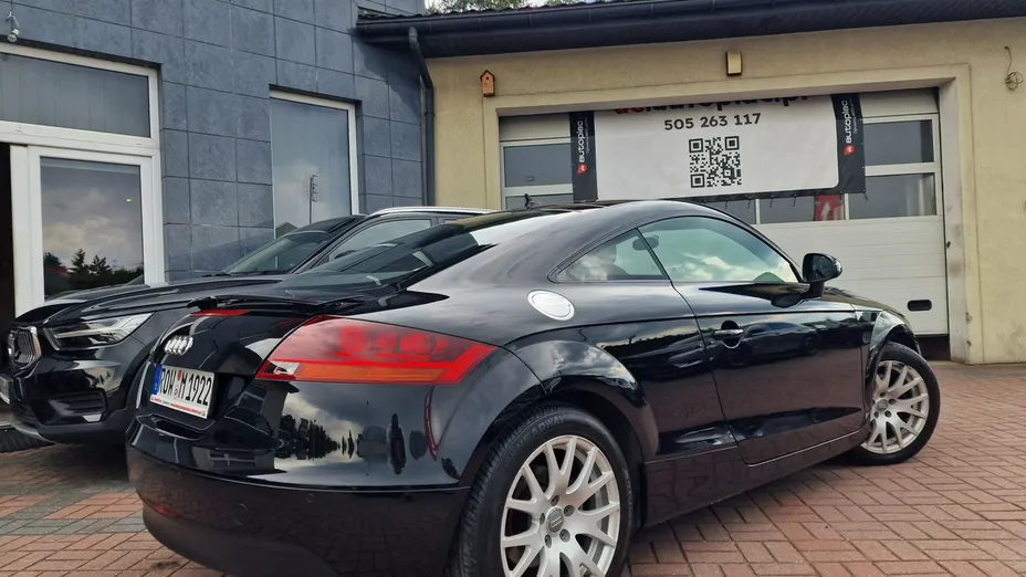 AUDI TT -