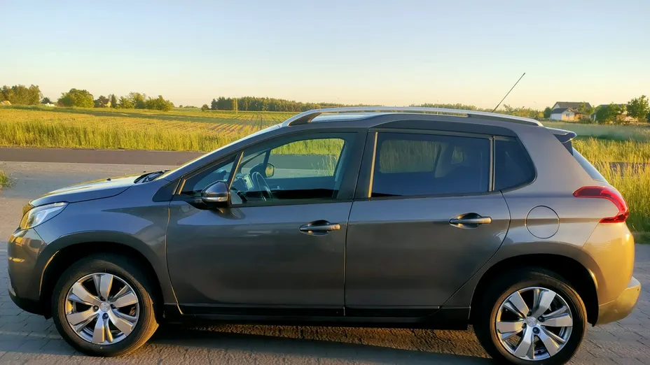 PEUGEOT 2008 -
