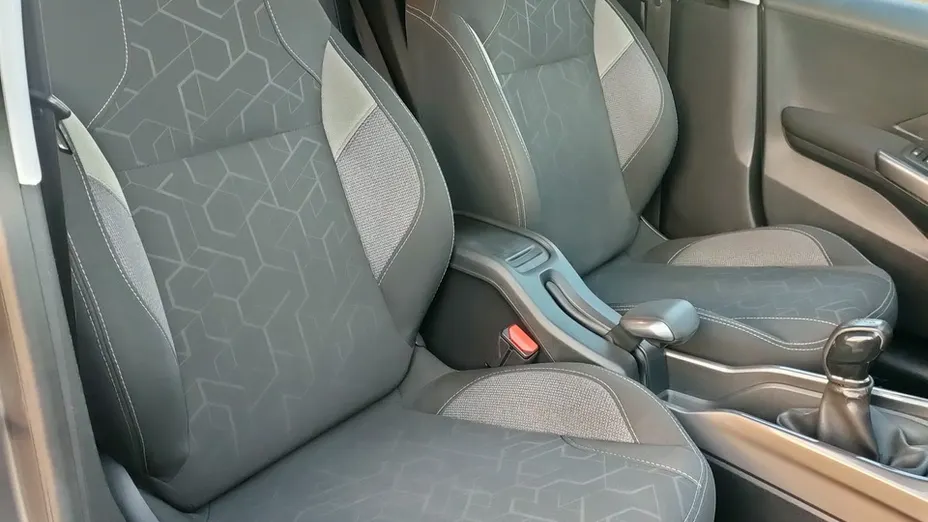 PEUGEOT 2008 -