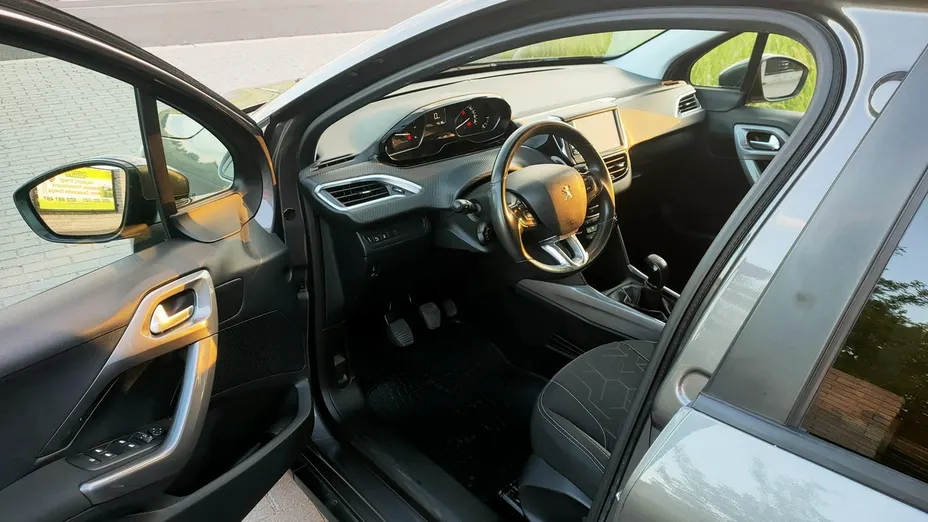 PEUGEOT 2008 -