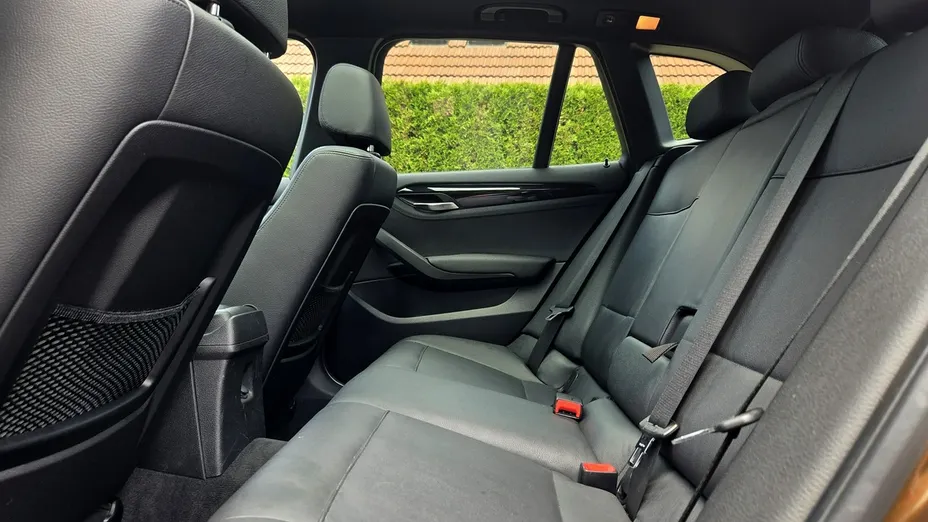 BMW X1 -