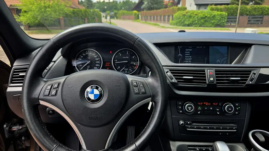 BMW X1 -