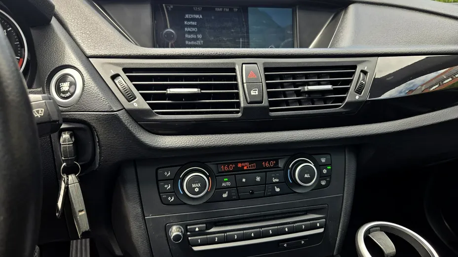 BMW X1 -