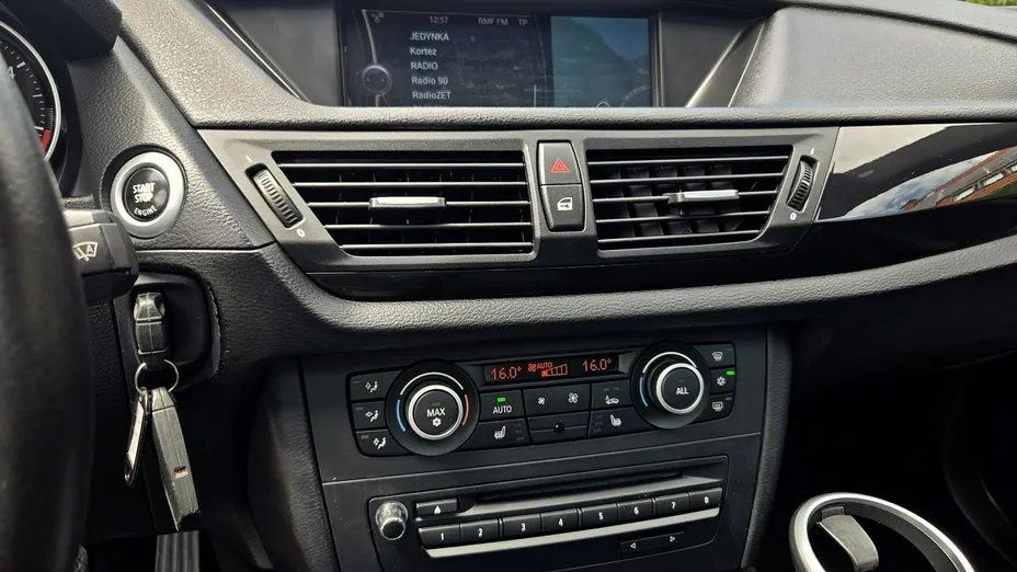 BMW X1 -