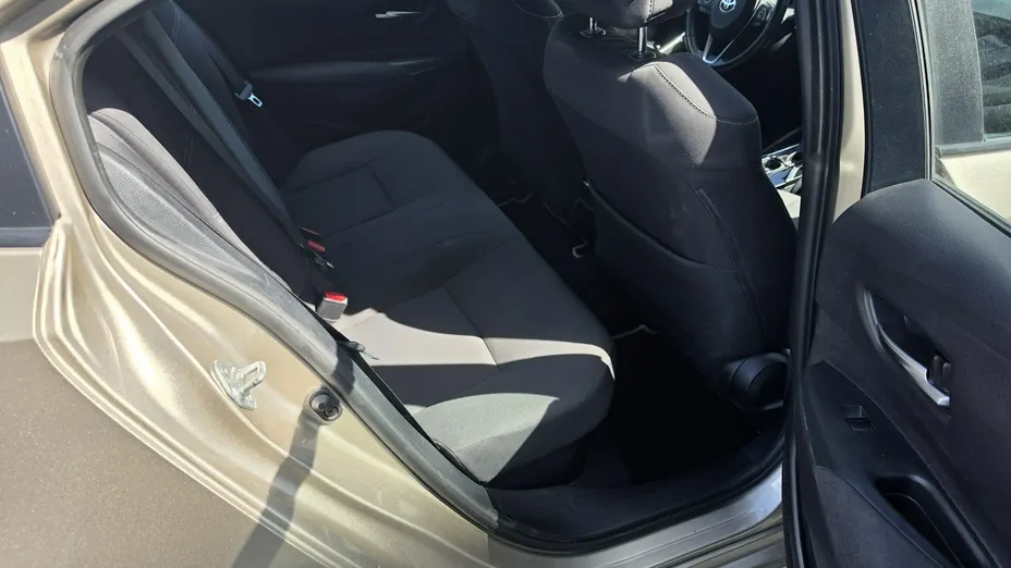 TOYOTA Corolla -